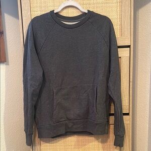 Everlane Navy Blue Crewneck Sweater